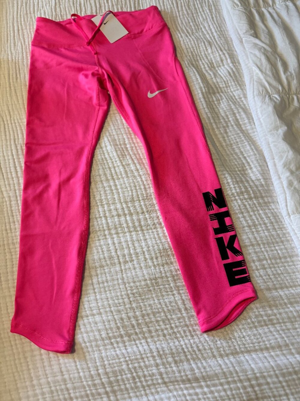 Nike Hot Pink Mid-Rise 7/8 Leggings NWT Size S - Picture 2 of 5